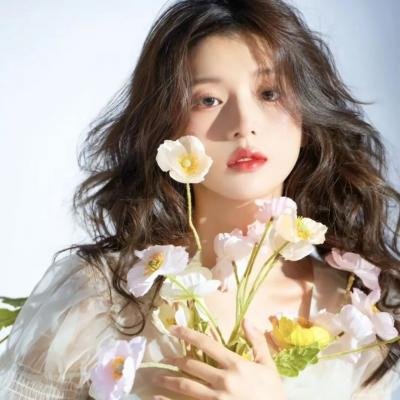 格桑花之爱在前行